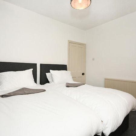 Cottage Style 3 Bedroom House - Close To City Centre & The Peaks Chesterfield Eksteriør billede