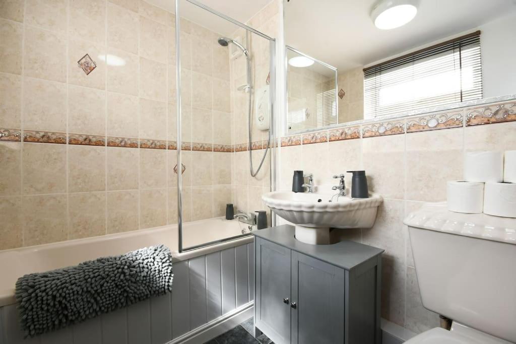 Cottage Style 3 Bedroom House - Close To City Centre & The Peaks Chesterfield Eksteriør billede