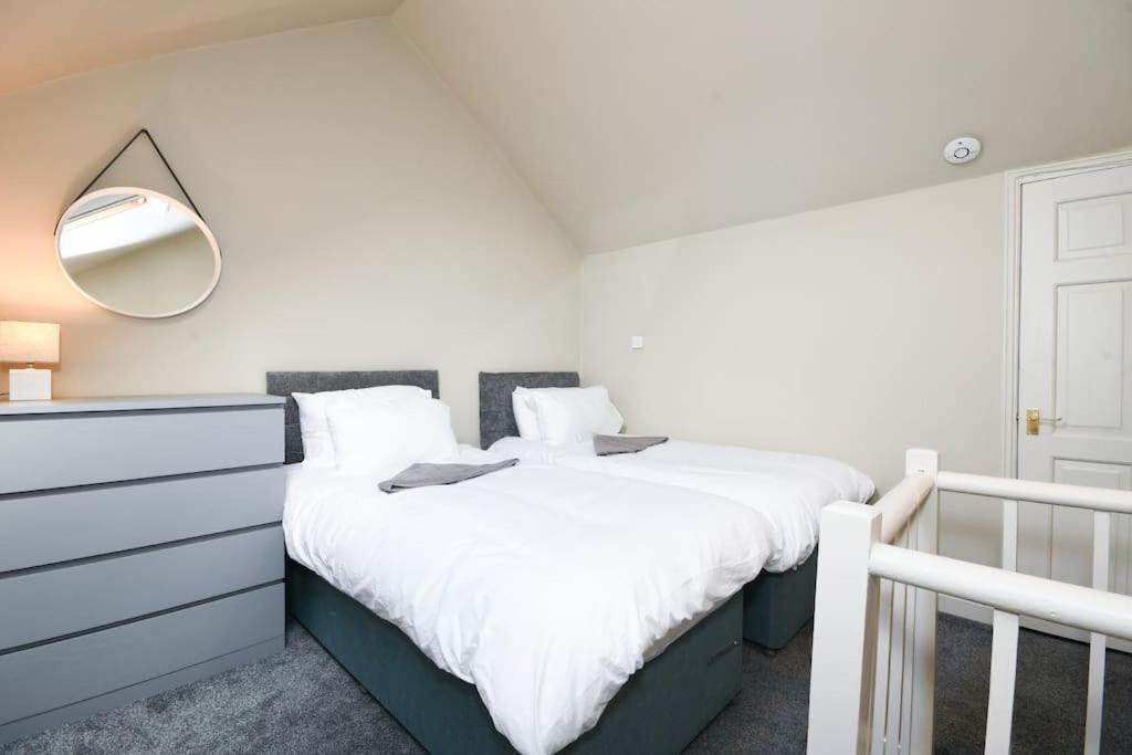 Cottage Style 3 Bedroom House - Close To City Centre & The Peaks Chesterfield Eksteriør billede
