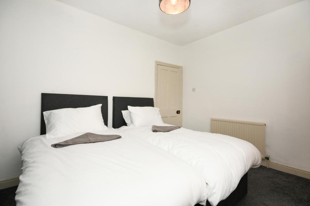Cottage Style 3 Bedroom House - Close To City Centre & The Peaks Chesterfield Eksteriør billede